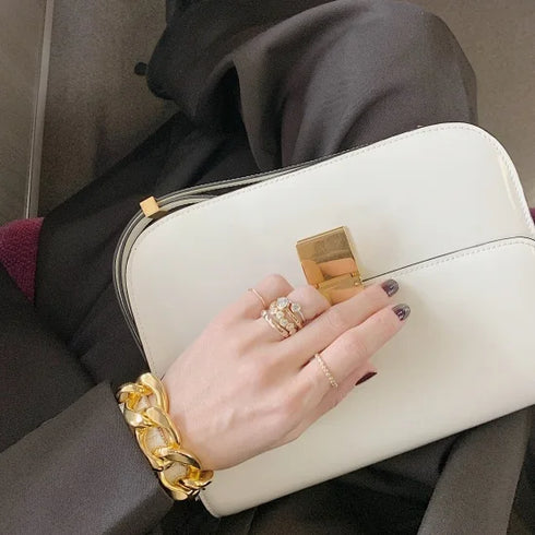 luxe chain brace